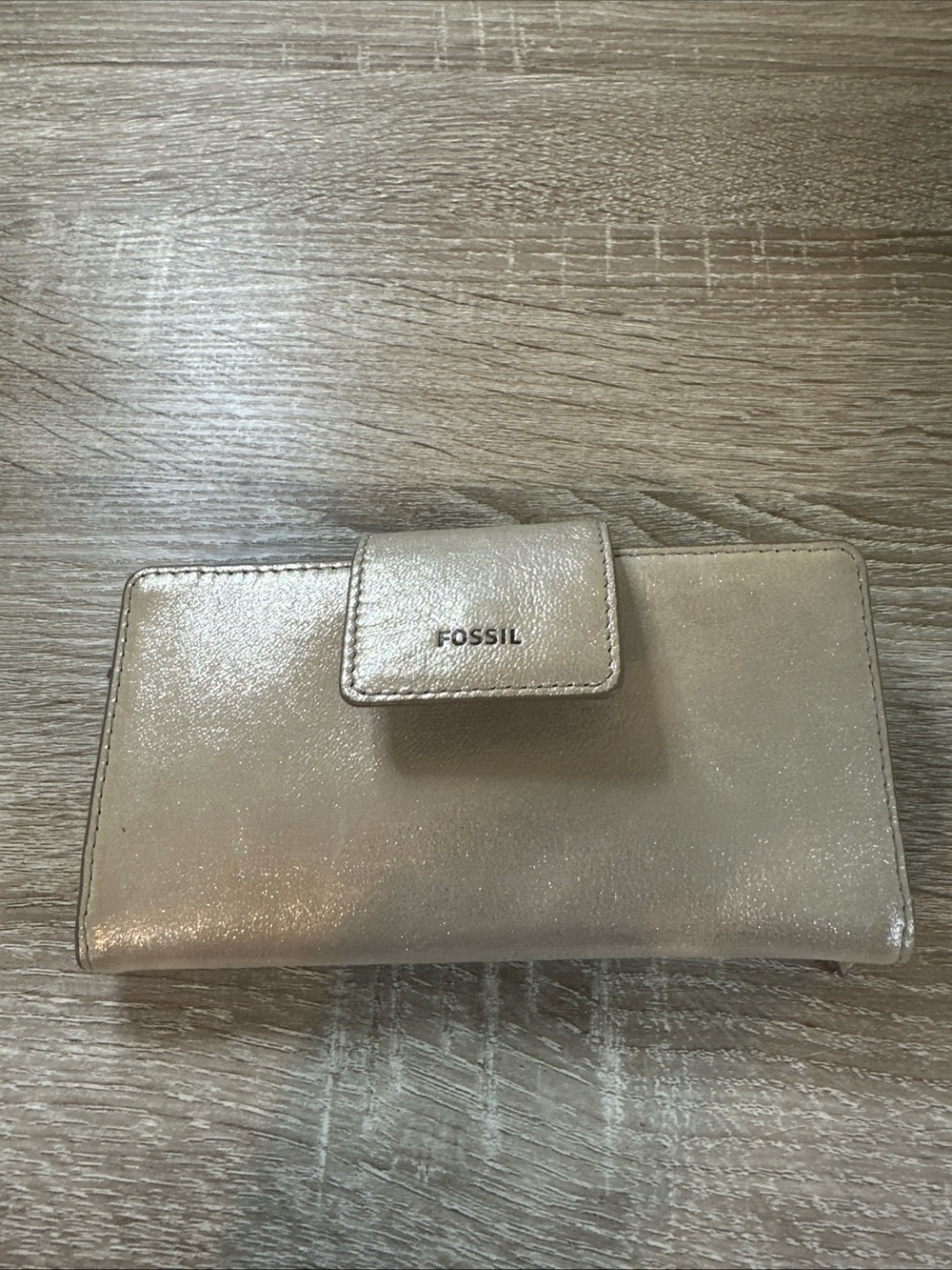 Fossil Madison Slim Tab Clutch Wallet Gold Shimmer Cracking Inside